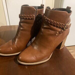Brown American Eagle Chunky Heel Bootie 13W